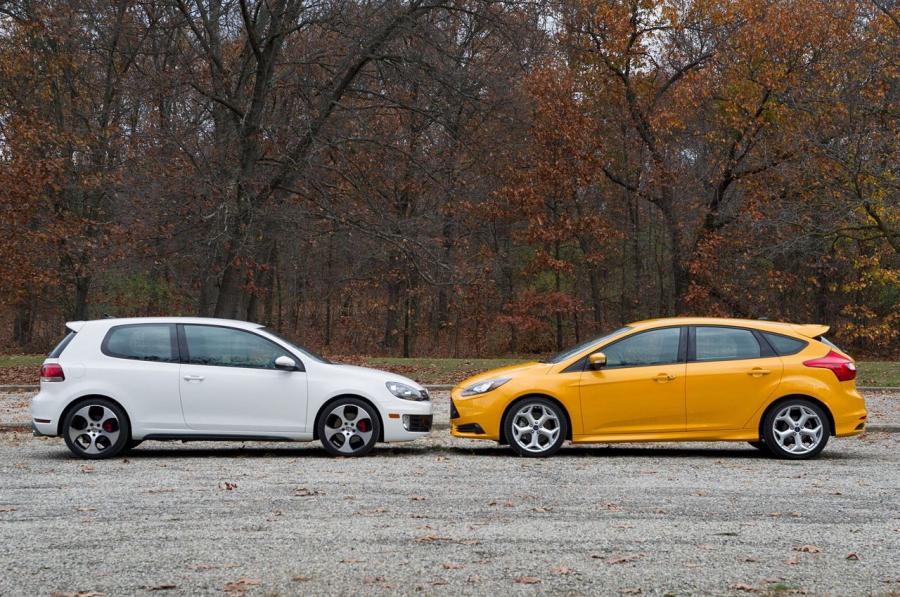 Ford Focus ST 2013 года  (фото 30 из 92)